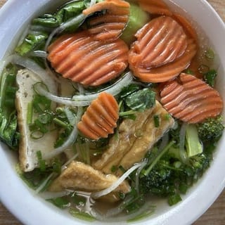P11-Veggie & Tofu Noodle Soup