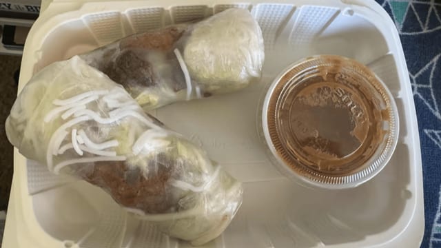 A4-Grill Pork & Vegetable Fresh Spring Rolls.