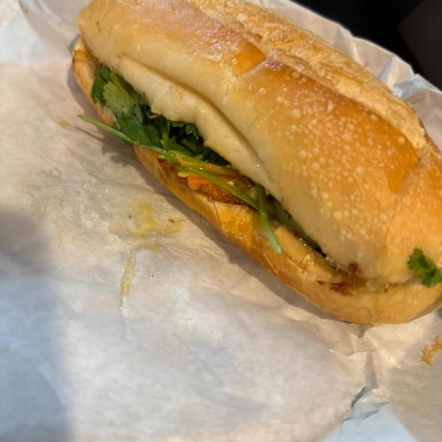 7-Grilled Beef Sandwich.